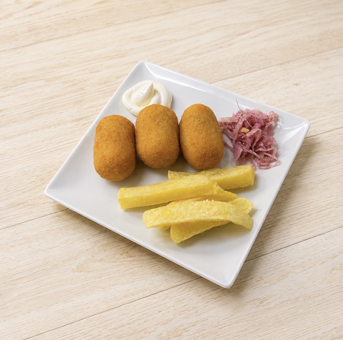 Croquetas de gambas al ajillo